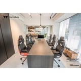 Thermaltake ARGENT E700 Design by Studio F. A. Porsche, Asientos de juego blanco/Negro