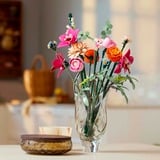LEGO Botanicals Ramo de Flores Fantasía en Rosa, Juegos de construcción Juego de construcción, 18 año(s), Plástico, 749 pieza(s), 690 g