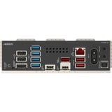 GIGABYTE X870E AORUS PRO Placa Base - Compatible con CPUs AMD Ryzen 9000, 16+2+2 fases VRM digitales, hasta 8000MHz DDR5 (OC), 3xPCIe 5.0 + 1xPCIe 4.0, Wi-Fi 7, LAN 2.5GbE, USB 4 negro, 16+2+2 fases VRM digitales, hasta 8000MHz DDR5 (OC), 3xPCIe 5.0 + 1xPCIe 4.0, Wi-Fi 7, LAN 2.5GbE, USB 4, AMD, Zócalo AM5, AMD Ryzen 7000 Series, AMD Ryzen 8000 Series, AMD Ryzen 9000 Series, Zócalo AM5, 256 GB, DDR5-SDRAM