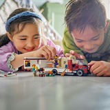 LEGO Autocaravana Aventurera de Vacaciones, Juegos de construcción Juego de construcción, 6 año(s), Plástico, 385 pieza(s), 627 g