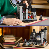 LEGO Wednesday Nevermore Academy, Juegos de construcción 