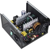 DeepCool R-PF650L-HE0B-JGEU, Fuente de alimentación de PC negro