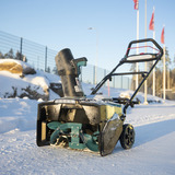 Makita Sopladora de nieve a batería SN001GZ, 40 Voltios, Soplador de nieve verde/Negro