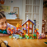LEGO Friends Cabaña acogedora en el bosque otoñal, Juegos de construcción 