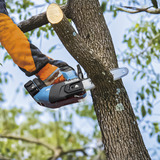 Makita Motosierra de batería con mango superior DUC258Z02, 18 Voltios rojo