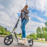 HUDORA 14236 scooter Adultos Negro, Blanco, Vespa blanco/Negro, Adultos, Negro, Blanco, Asfalto, 120 kg, 2 rueda(s), Poliuretano