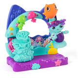 Spin Master Gabby's Dollhouse: The Movie, Balcón de acuario de MerCat, figura de juguete y accesorios para la casa de muñecas, juguetes para niños y niñas a partir de 3 años, Muñecos Gabby's Dollhouse : The Movie, Balcón de acuario de MerCat, figura de juguete y accesorios para la casa de muñecas, juguetes para niños y niñas a partir de 3 años, Acción / Aventura, 3 año(s), Multicolor