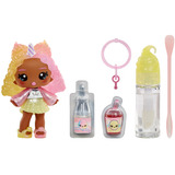 MGA Entertainment Yummiland Lip Gloss Doll Series 2- Cotton Candy (Nia Candy Fluff), Muñecos Minifigura, Femenino, 4 año(s), 100 mm, Multicolor