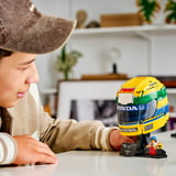 LEGO Ediciones Ayrton Senna Casco, Juegos de construcción Minorista