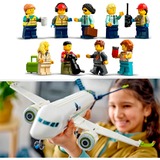 LEGO City Avión de Pasajeros, Juegos de construcción Juego de construcción, 7 año(s), Plástico, 913 pieza(s), 1,92 kg