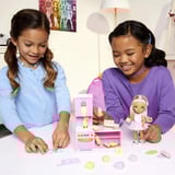 MGA Entertainment Rainbow High Little Dessert Shop with Kandy Playset, Muñecos Rainbow High Little Dessert Shop with Kandy Playset, Muñeca fashion, Femenino, 4 año(s), 140 mm, Multicolor