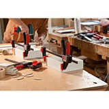 BESSEY EZS90-8, Gato negro/Rojo