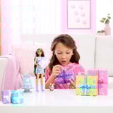 Mattel Barbie Party Unboxed Serie Cumpleaños de Mascota - vestido azul, Muñecos 