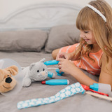 Spin Master - Juego de Veterinario Cuidado de Mascotas: Peluche Perro, Peluche Gato + 25 Accesorios - 6074883 - Juguetes Niños 3 Años + - Regalo Niño 3 Años + Juegos Infantiles, Juego de rol Peluche Gato + 25 Accesorios - 6074883 - Juguetes Niños 3 Años + - Regalo Niño 3 Años + Juegos Infantiles, 3 año(s)