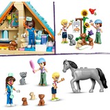 LEGO Friends Caballo y Clínica Veterinaria de Mascotas, Juegos de construcción Juego de construcción, 7 año(s), Plástico, 428 pieza(s), 707 g