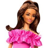 Mattel HRH15, Muñecos 