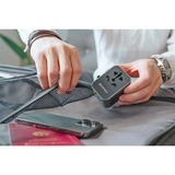 Verbatim 49545 adaptador de enchufe eléctrico Universal, Enchufe del recorrido negro/Plateado