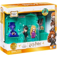 Spin Master Wizarding World Harry Potter, tienda de dulces Honeydukes Magical Minis con 2 figuras y 5 accesorios, juguetes para niños a partir de 6 años, Juego de construcción Wizarding World Harry Potter, tienda de dulces Honeydukes Magical Minis con 2 figuras y 5 accesorios, juguetes para niños a partir de 6 años, Acción / Aventura, Harry Potter, 6 año(s), Multicolor