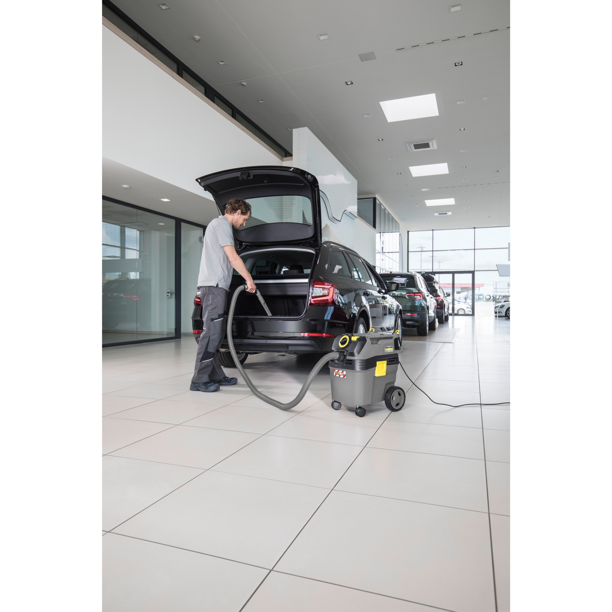 Kärcher NT 30/1 Ap L 30 L Aspiradora de tambor Seca y húmeda 1380 W Sin bolsa, Aspiradora en húmedo y en seco gris, 1380 W, Aspiradora de tambor, Seca y húmeda, Sin bolsa, 30 L, Filtrado